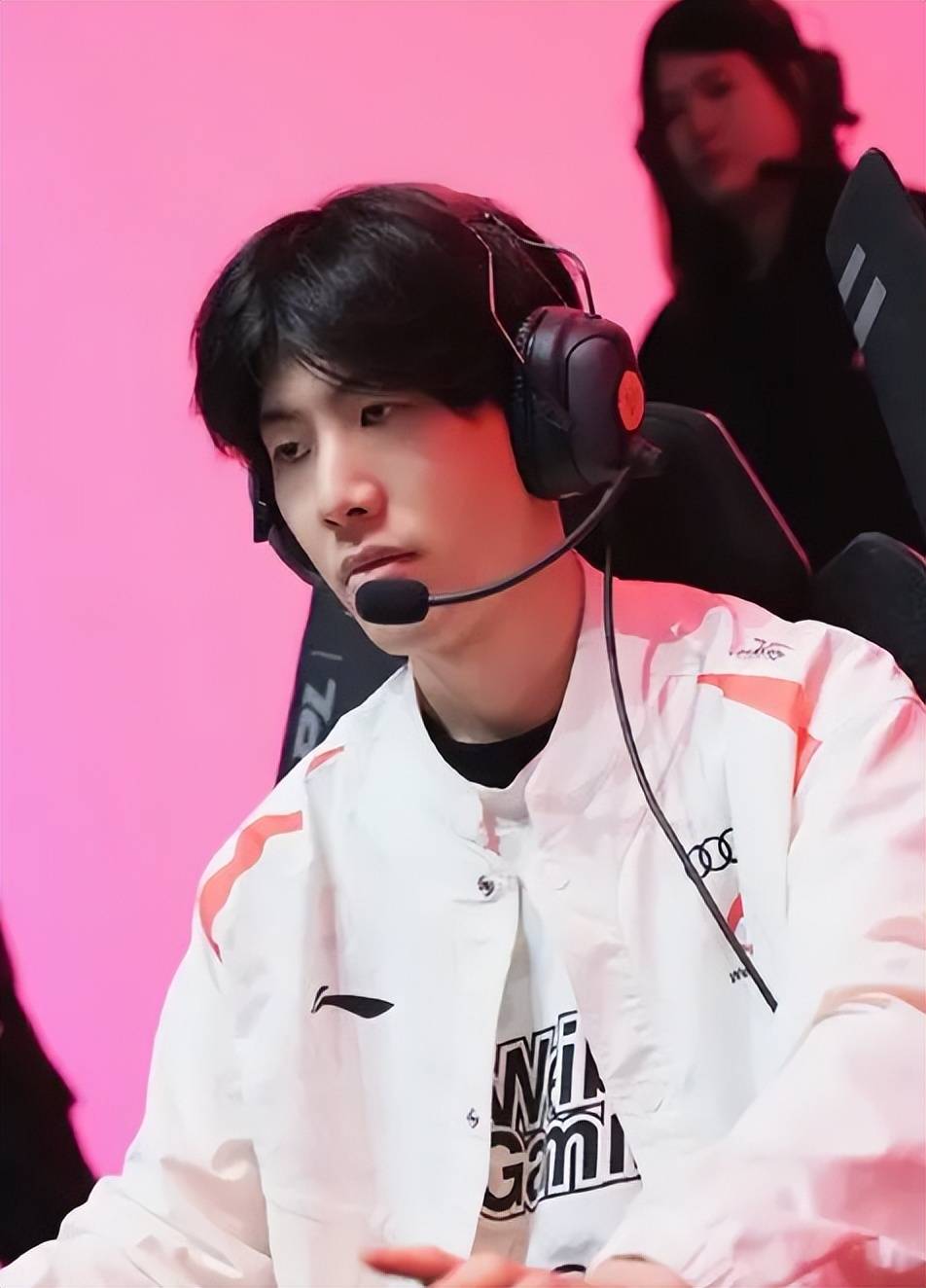 克罗斯与莫 克罗斯与莫