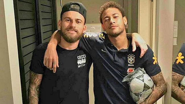 场将成为莫 场将成为莫