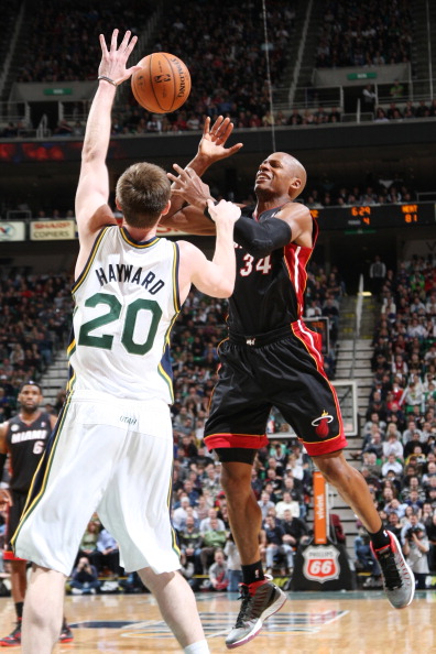 远超对手 远超对手