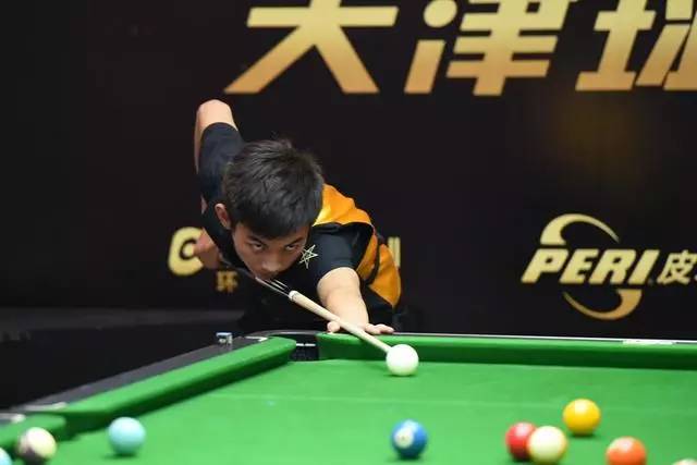 新人亮相 新人亮相