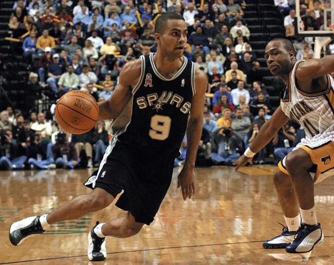 韦德从肘区 韦德从肘区